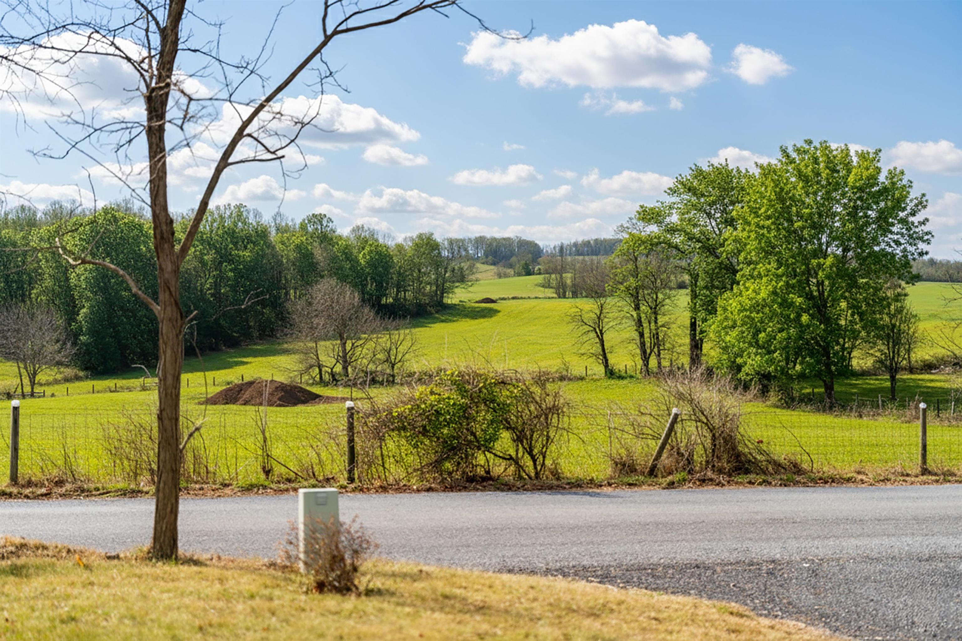 331 STONE BRANCH RD, STAUNTON, Virginia 24401, 3 Bedrooms Bedrooms, ,2 BathroomsBathrooms,Residential,331 STONE BRANCH RD,672484 MLS # 672484