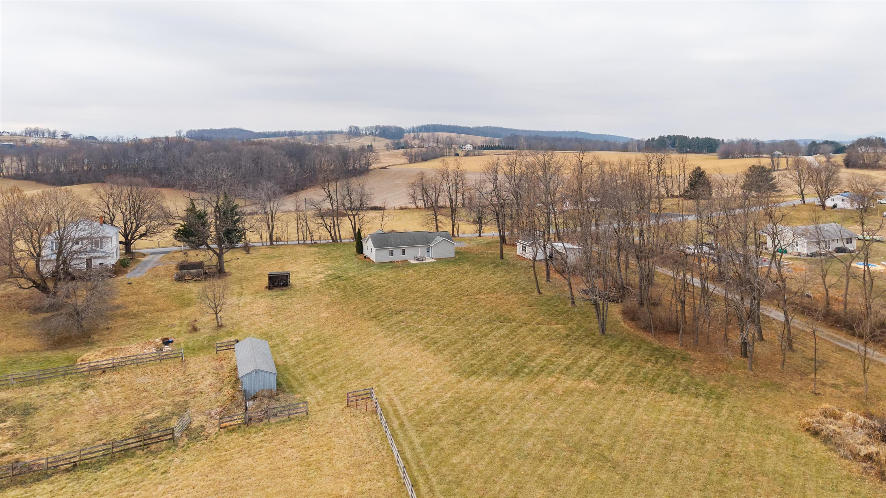 331 STONE BRANCH RD, STAUNTON, Virginia 24401, 3 Bedrooms Bedrooms, ,2 BathroomsBathrooms,Residential,331 STONE BRANCH RD,672484 MLS # 672484