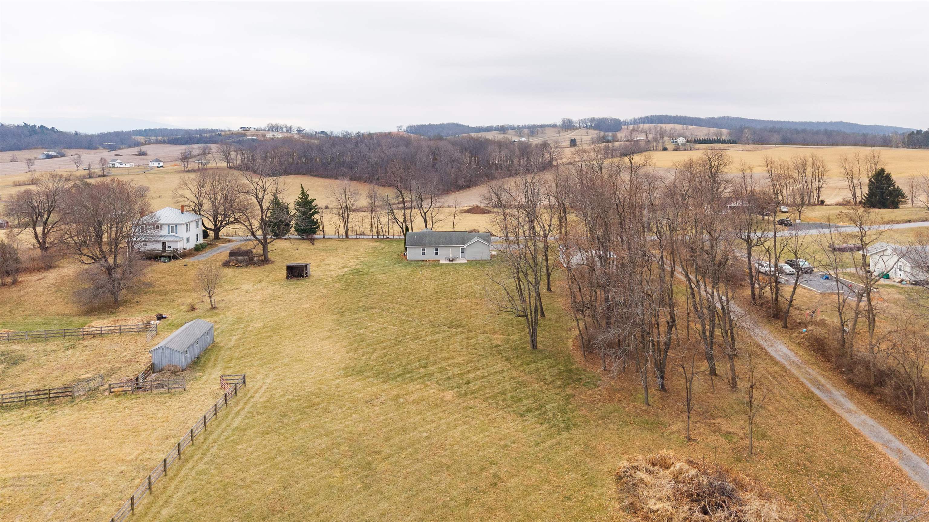 331 STONE BRANCH RD, STAUNTON, Virginia 24401, 3 Bedrooms Bedrooms, ,2 BathroomsBathrooms,Residential,331 STONE BRANCH RD,672484 MLS # 672484