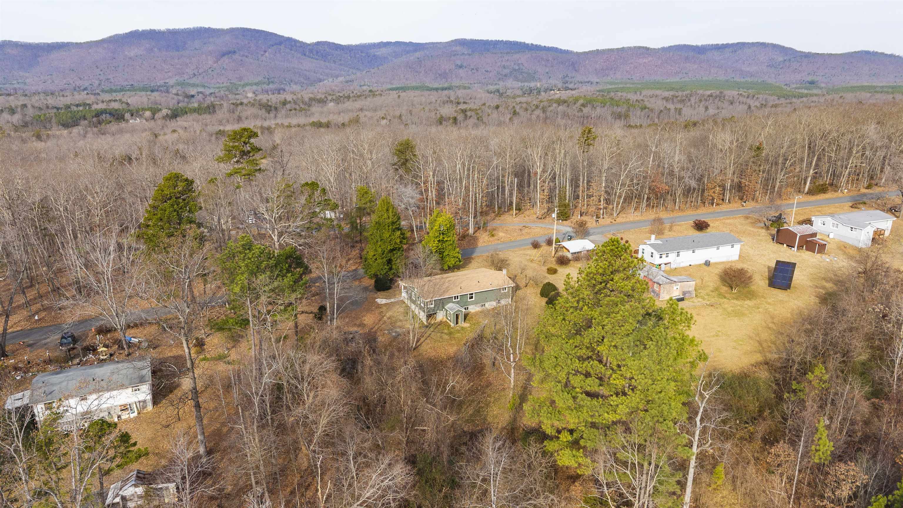 7081 SECRETARYS SAND RD, SCHUYLER, Virginia 22969, 3 Bedrooms Bedrooms, ,2 BathroomsBathrooms,Residential,7081 SECRETARYS SAND RD,672485 MLS # 672485