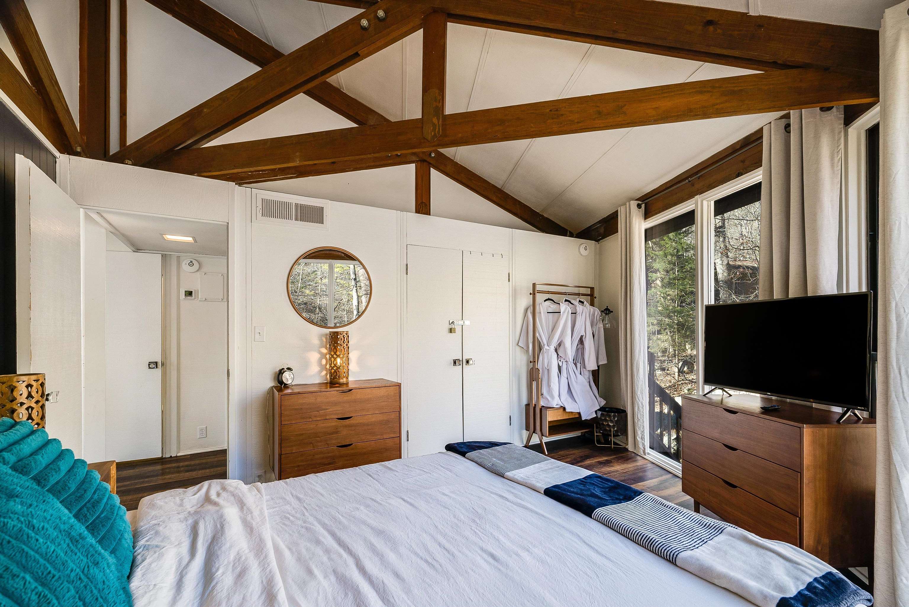 269 INGLEWOOD CT, MCGAHEYSVILLE, Virginia 22840, 3 Bedrooms Bedrooms, ,2 BathroomsBathrooms,Residential,269 INGLEWOOD CT,672492 MLS # 672492