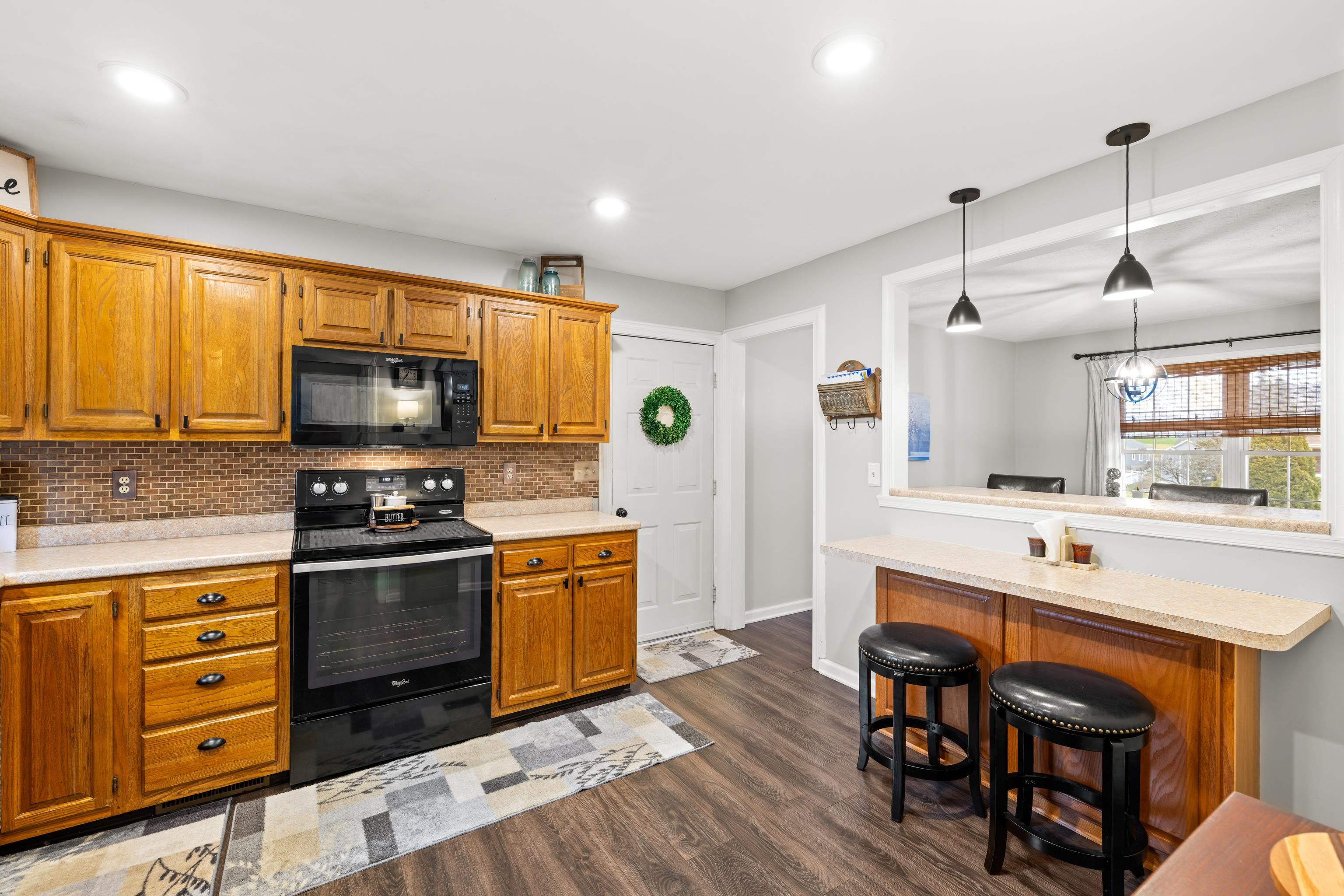 113 WILLOW DR, DAYTON, Virginia 22821, 4 Bedrooms Bedrooms, ,3 BathroomsBathrooms,Residential,113 WILLOW DR,672500 MLS # 672500