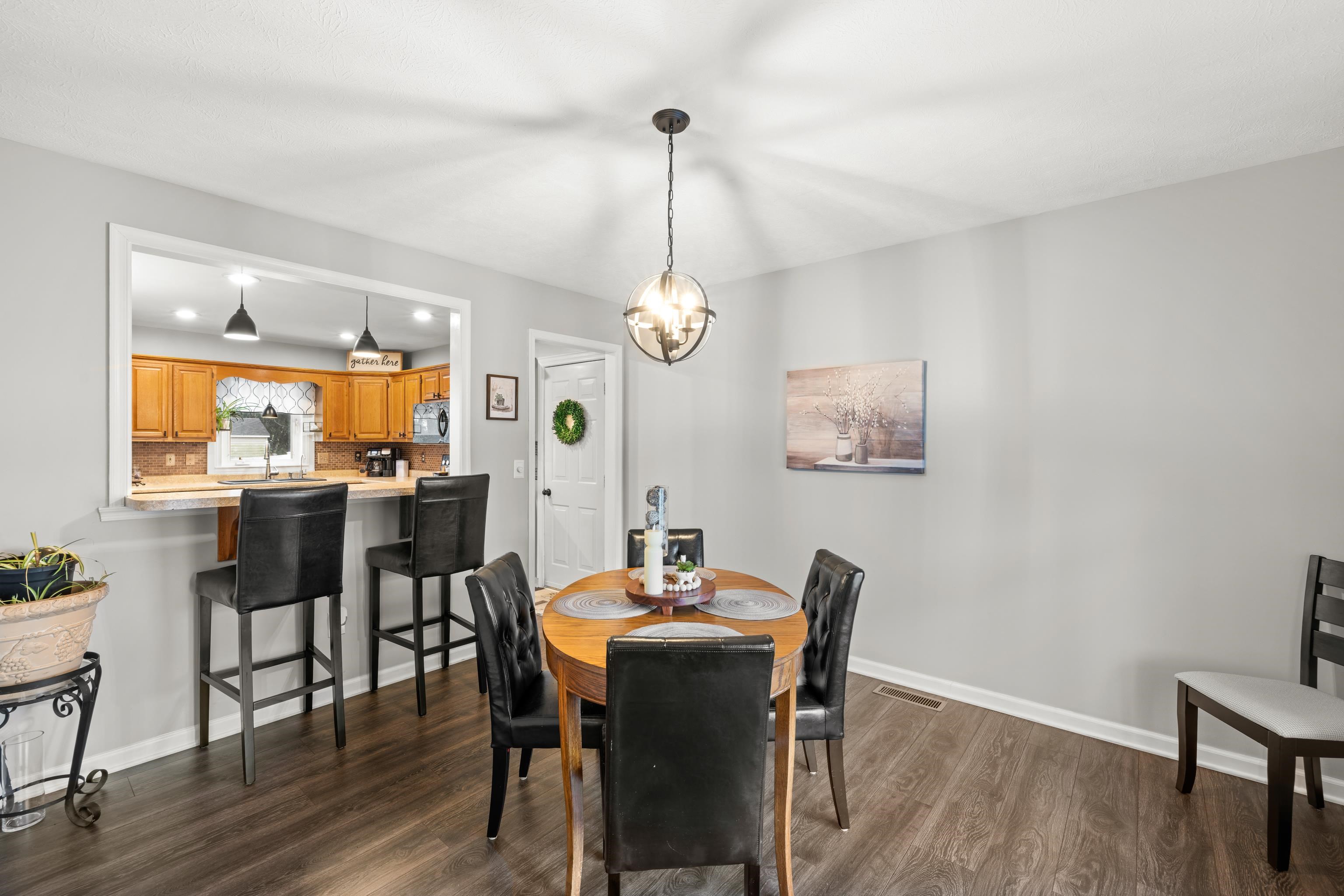 113 WILLOW DR, DAYTON, Virginia 22821, 4 Bedrooms Bedrooms, ,3 BathroomsBathrooms,Residential,113 WILLOW DR,672500 MLS # 672500