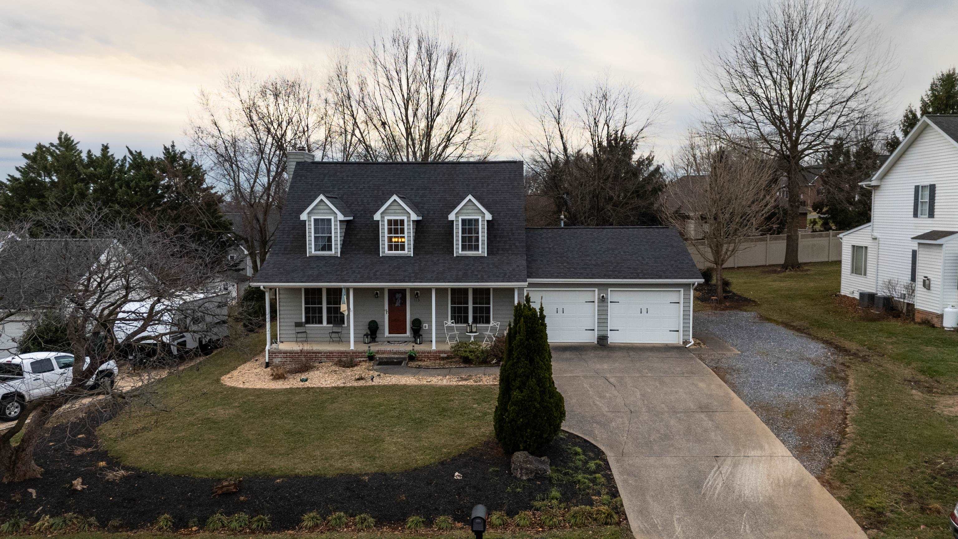 113 WILLOW DR, DAYTON, Virginia 22821, 4 Bedrooms Bedrooms, ,3 BathroomsBathrooms,Residential,113 WILLOW DR,672500 MLS # 672500