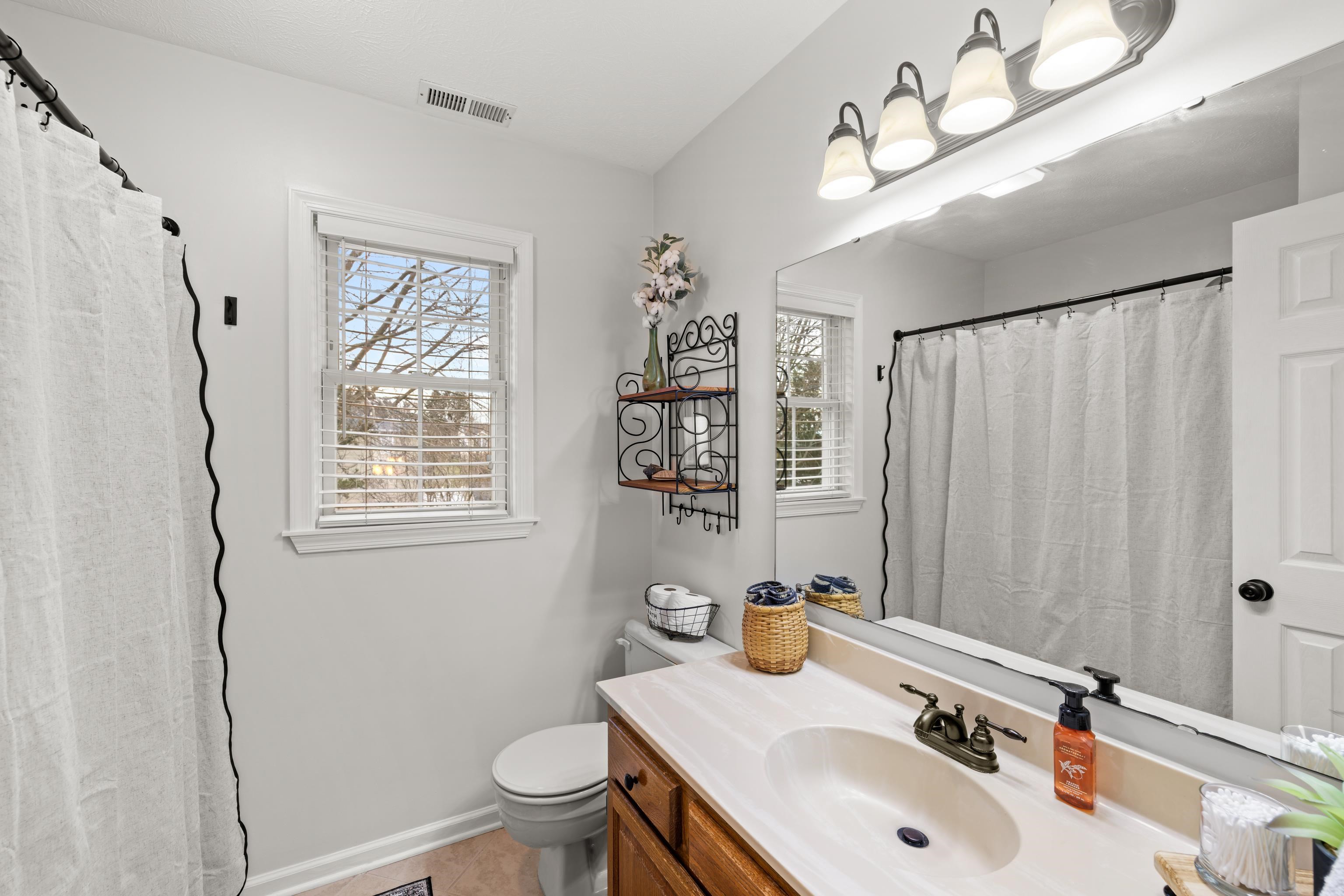 113 WILLOW DR, DAYTON, Virginia 22821, 4 Bedrooms Bedrooms, ,3 BathroomsBathrooms,Residential,113 WILLOW DR,672500 MLS # 672500