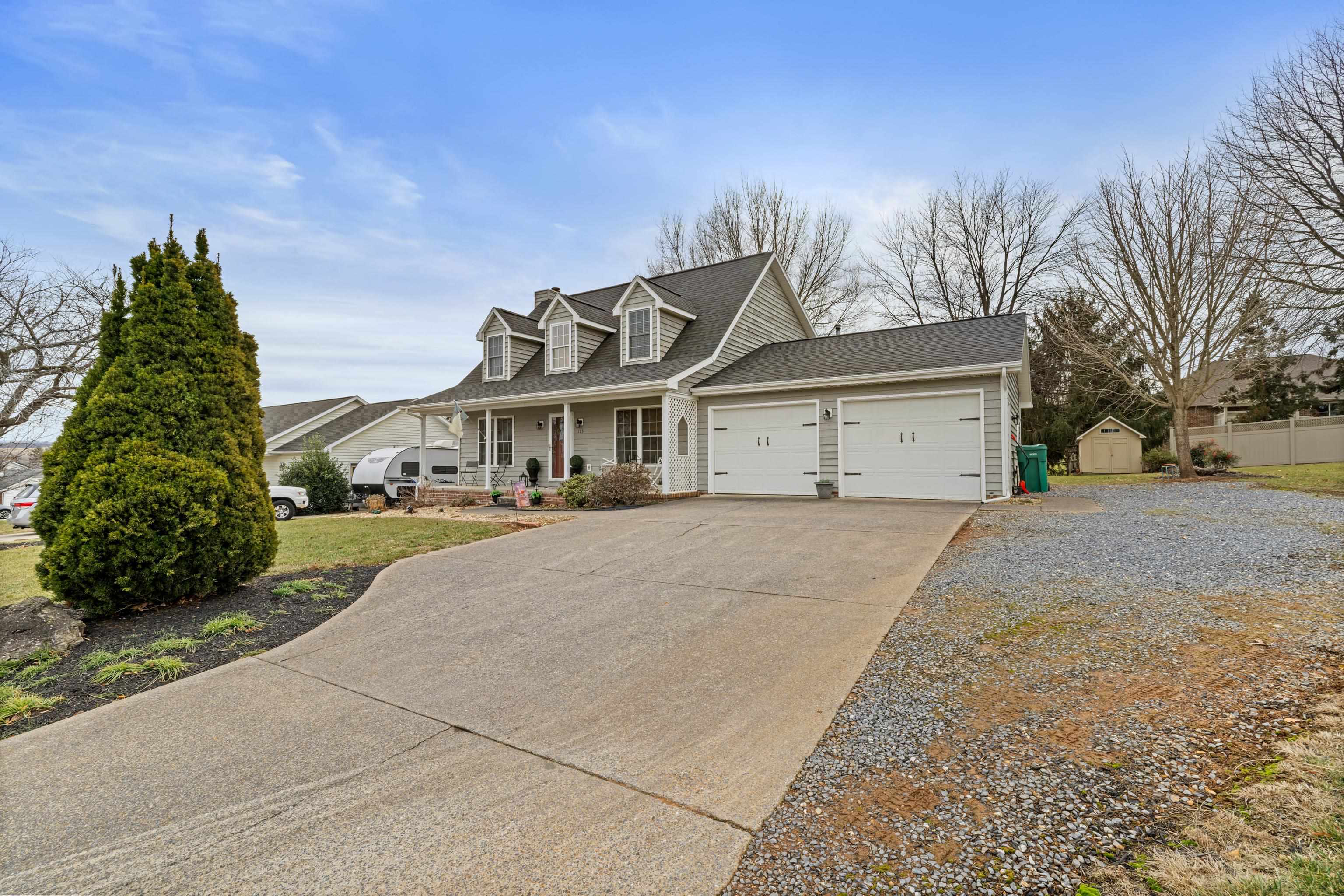 113 WILLOW DR, DAYTON, Virginia 22821, 4 Bedrooms Bedrooms, ,3 BathroomsBathrooms,Residential,113 WILLOW DR,672500 MLS # 672500