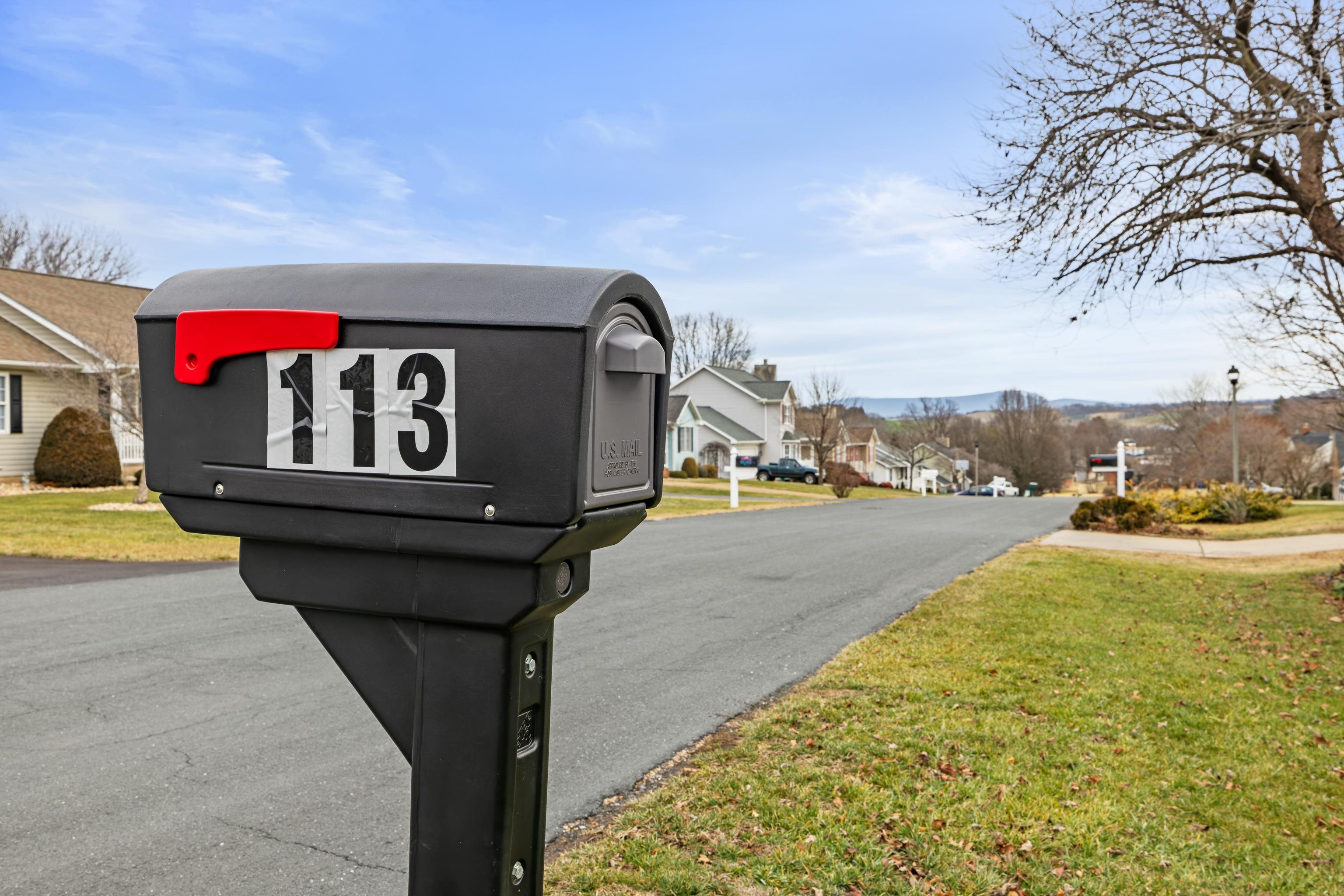 113 WILLOW DR, DAYTON, Virginia 22821, 4 Bedrooms Bedrooms, ,3 BathroomsBathrooms,Residential,113 WILLOW DR,672500 MLS # 672500