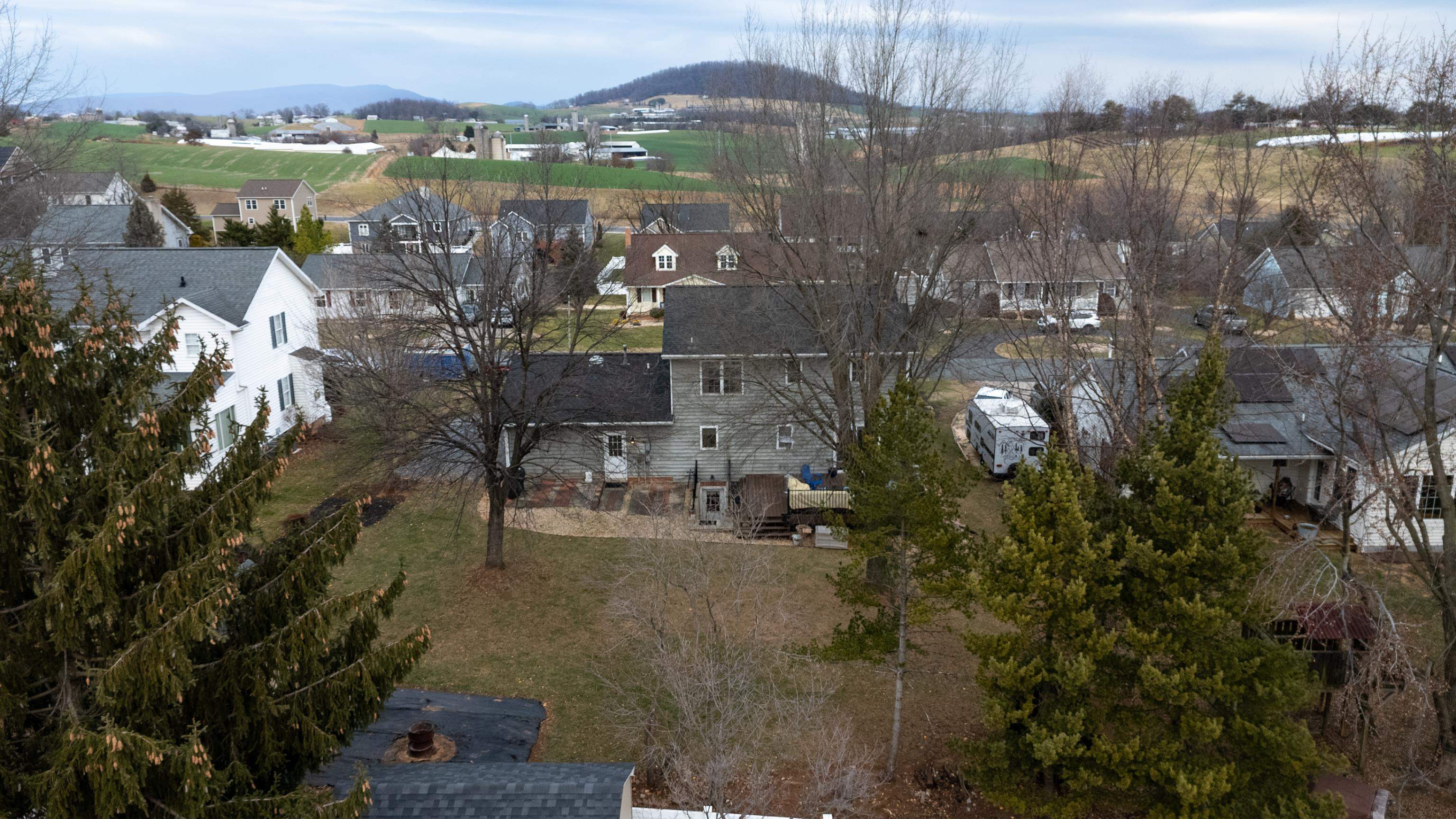 113 WILLOW DR, DAYTON, Virginia 22821, 4 Bedrooms Bedrooms, ,3 BathroomsBathrooms,Residential,113 WILLOW DR,672500 MLS # 672500