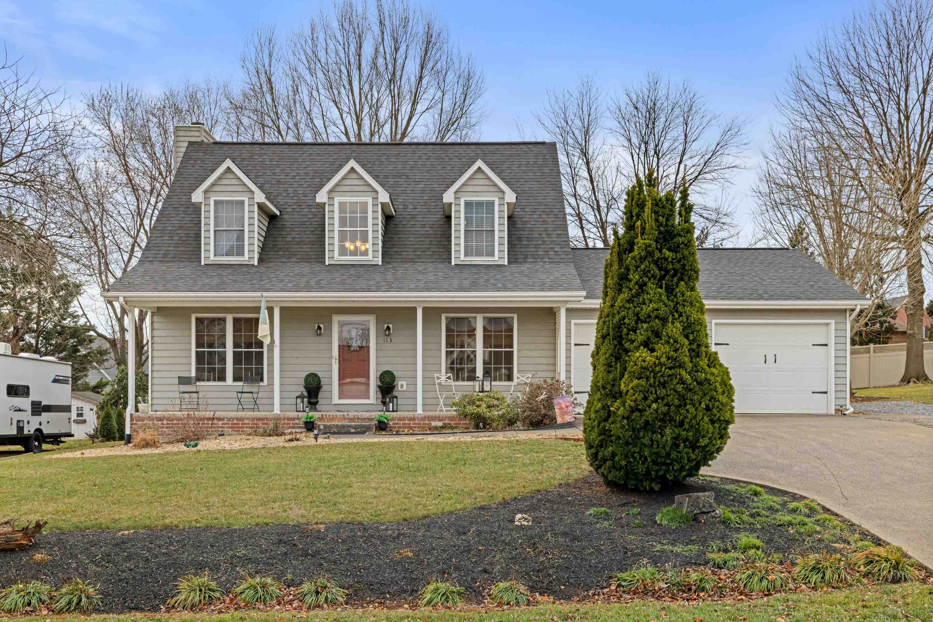 113 WILLOW DR, DAYTON, Virginia 22821, 4 Bedrooms Bedrooms, ,3 BathroomsBathrooms,Residential,113 WILLOW DR,672500 MLS # 672500