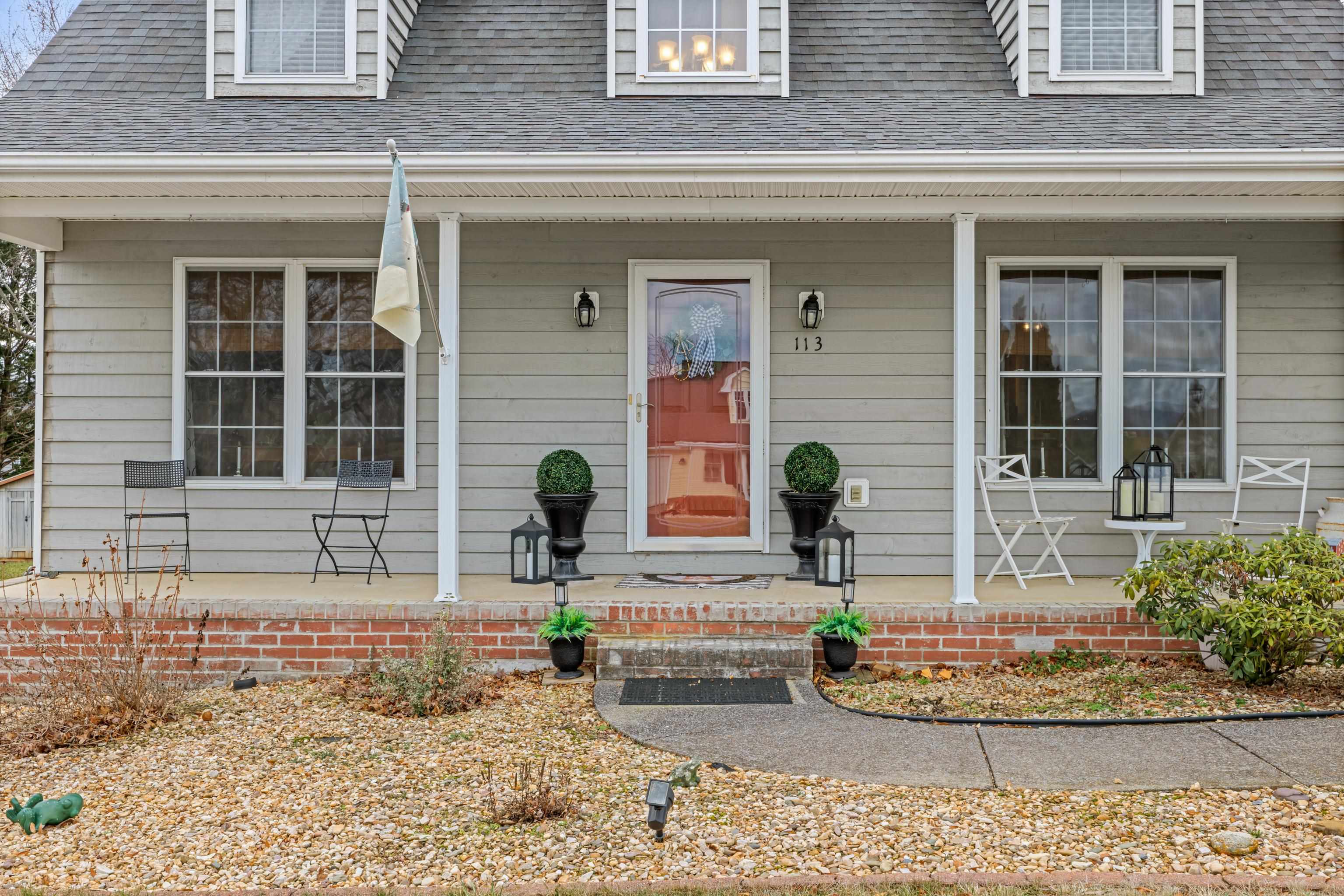 113 WILLOW DR, DAYTON, Virginia 22821, 4 Bedrooms Bedrooms, ,3 BathroomsBathrooms,Residential,113 WILLOW DR,672500 MLS # 672500