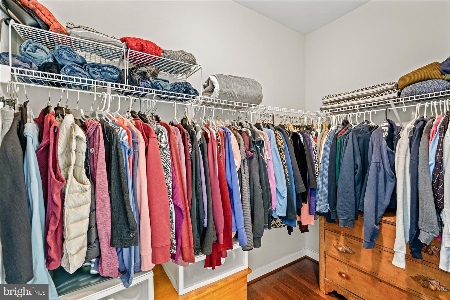 1022 RAILROAD AVE #4, FALLS CHURCH, Virginia 22046, 2 Bedrooms Bedrooms, ,2 BathroomsBathrooms,Residential,For sale,1022 RAILROAD AVE #4,VAFA2003466 MLS # VAFA2003466