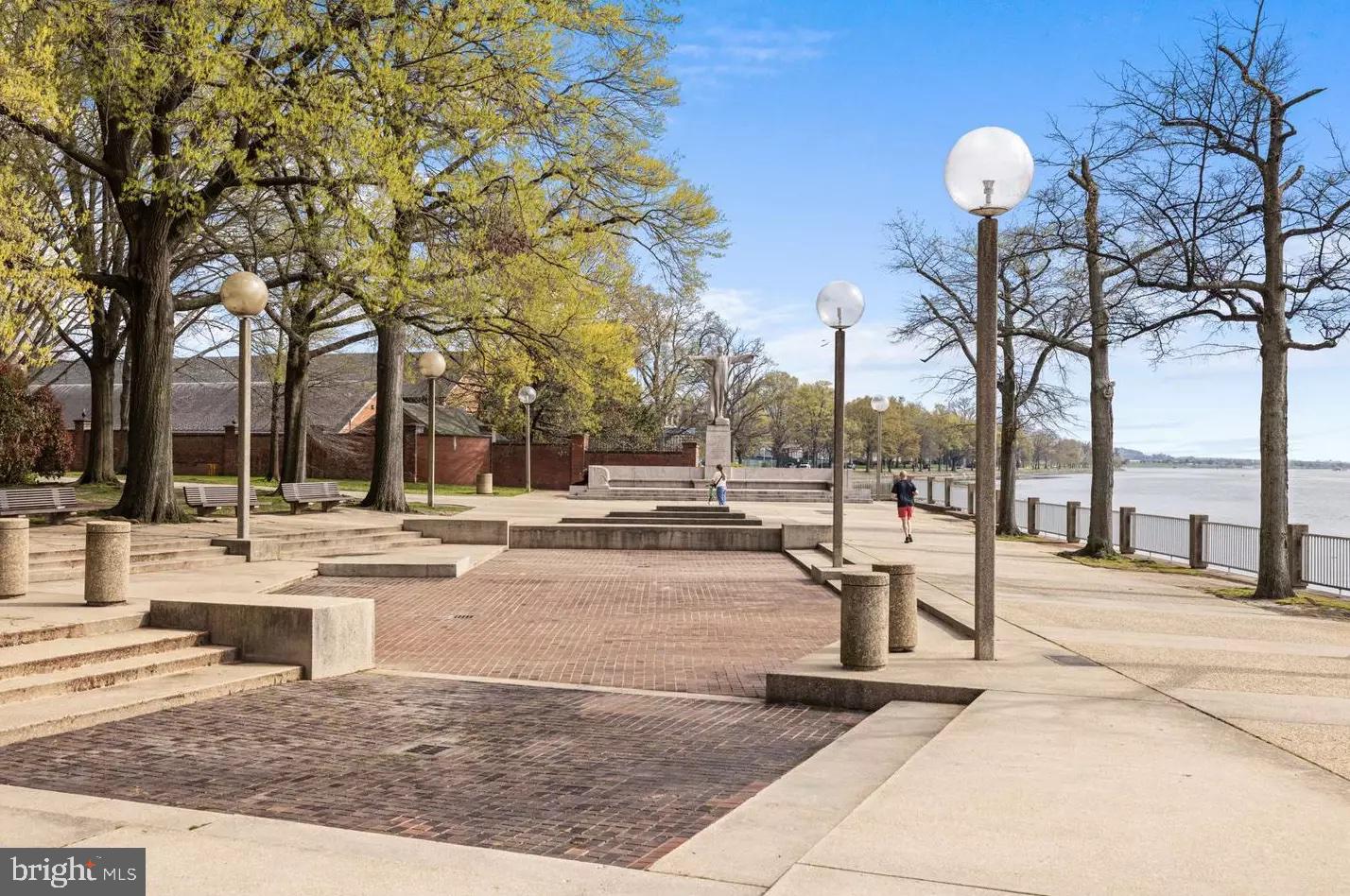 1435 4TH ST SW #B512, WASHINGTON, District Of Columbia 20024, 2 Bedrooms Bedrooms, ,2 BathroomsBathrooms,Residential,For sale,1435 4TH ST SW #B512,DCDC2233500 MLS # DCDC2233500