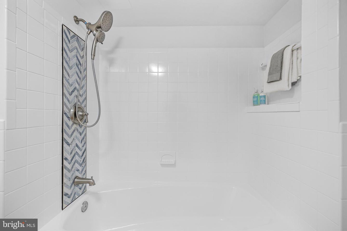 3850 RODMAN ST NW #F234, WASHINGTON, District Of Columbia 20016, 2 Bedrooms Bedrooms, ,1 BathroomBathrooms,Residential,For sale,3850 RODMAN ST NW #F234,DCDC2234262 MLS # DCDC2234262