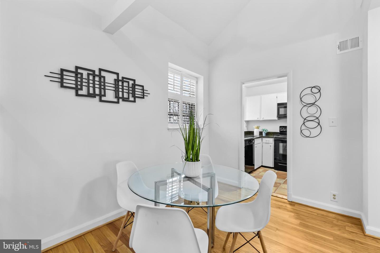 3850 RODMAN ST NW #F234, WASHINGTON, District Of Columbia 20016, 2 Bedrooms Bedrooms, ,1 BathroomBathrooms,Residential,For sale,3850 RODMAN ST NW #F234,DCDC2234262 MLS # DCDC2234262