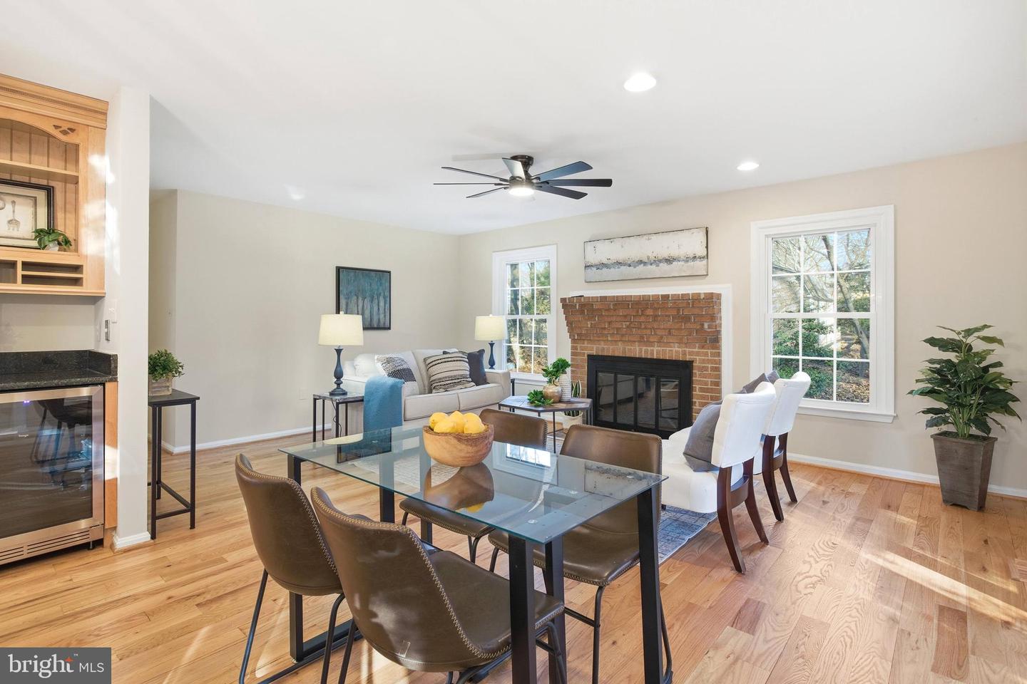 4746 HOLLY AVE, FAIRFAX, Virginia 22030, 4 Bedrooms Bedrooms, ,2 BathroomsBathrooms,Residential,For sale,4746 HOLLY AVE,VAFX2282246 MLS # VAFX2282246