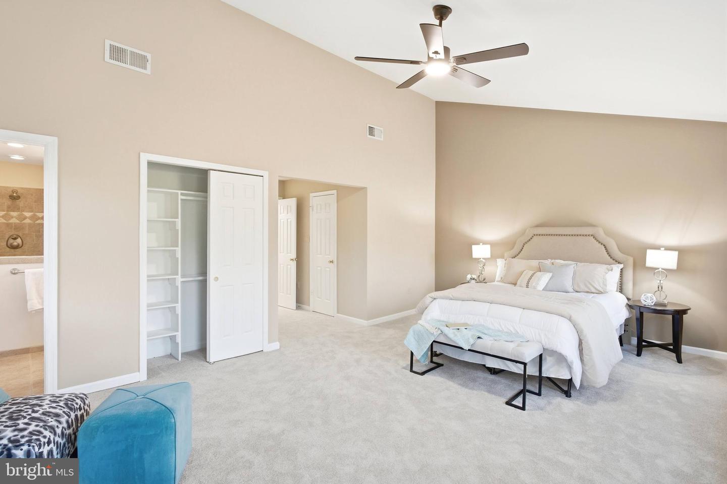 4746 HOLLY AVE, FAIRFAX, Virginia 22030, 4 Bedrooms Bedrooms, ,2 BathroomsBathrooms,Residential,For sale,4746 HOLLY AVE,VAFX2282246 MLS # VAFX2282246