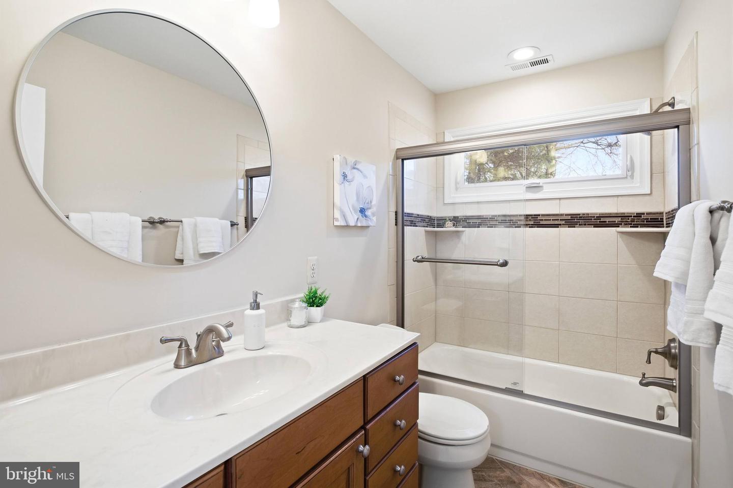 4746 HOLLY AVE, FAIRFAX, Virginia 22030, 4 Bedrooms Bedrooms, ,2 BathroomsBathrooms,Residential,For sale,4746 HOLLY AVE,VAFX2282246 MLS # VAFX2282246