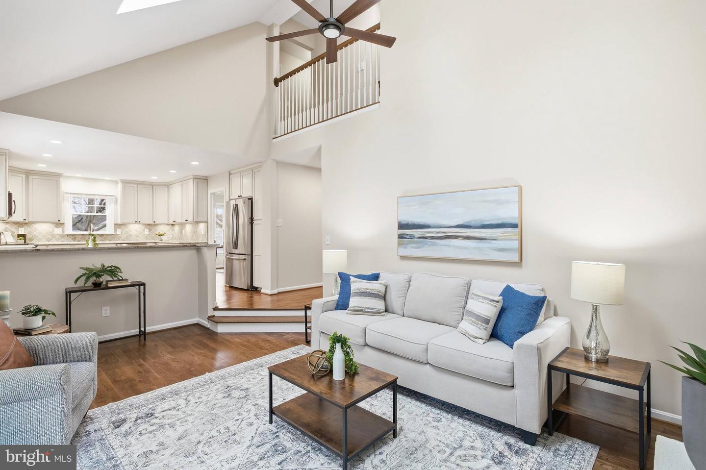 9820 WESTWOOD MANOR CT, BURKE, Virginia 22015, 5 Bedrooms Bedrooms, ,3 BathroomsBathrooms,Residential,For sale,9820 WESTWOOD MANOR CT,VAFX2282250 MLS # VAFX2282250