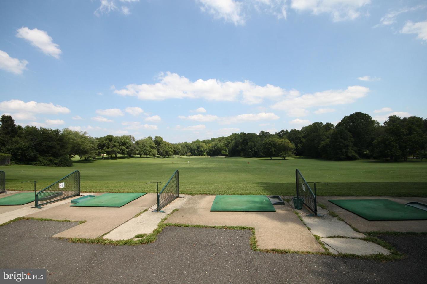 9820 WESTWOOD MANOR CT, BURKE, Virginia 22015, 5 Bedrooms Bedrooms, ,3 BathroomsBathrooms,Residential,For sale,9820 WESTWOOD MANOR CT,VAFX2282250 MLS # VAFX2282250