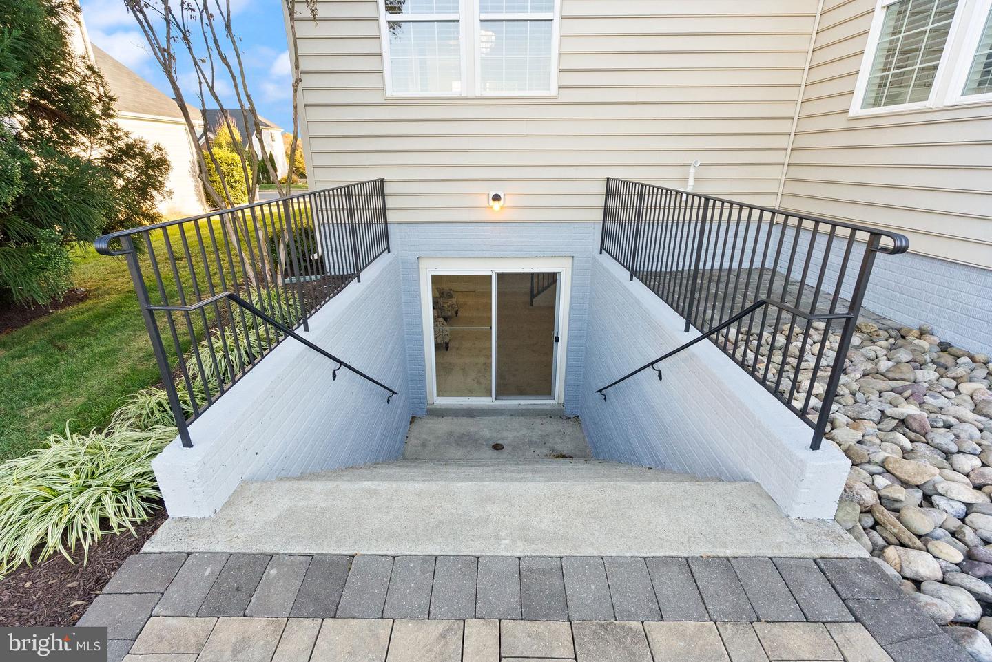 42222 CAMERON PARISH DR, ASHBURN, Virginia 20148, 6 Bedrooms Bedrooms, ,4 BathroomsBathrooms,Residential,For sale,42222 CAMERON PARISH DR,VALO2112410 MLS # VALO2112410