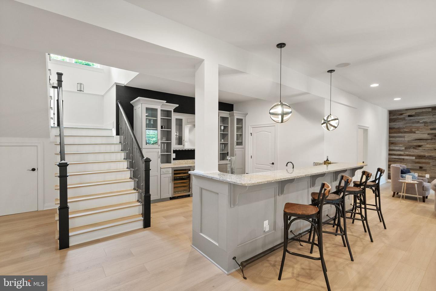 23055 WELBOURNE WALK CT, ASHBURN, Virginia 20148, 6 Bedrooms Bedrooms, ,4 BathroomsBathrooms,Residential,For sale,23055 WELBOURNE WALK CT,VALO2112416 MLS # VALO2112416