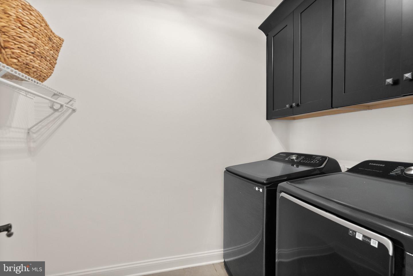 23055 WELBOURNE WALK CT, ASHBURN, Virginia 20148, 6 Bedrooms Bedrooms, ,4 BathroomsBathrooms,Residential,For sale,23055 WELBOURNE WALK CT,VALO2112416 MLS # VALO2112416