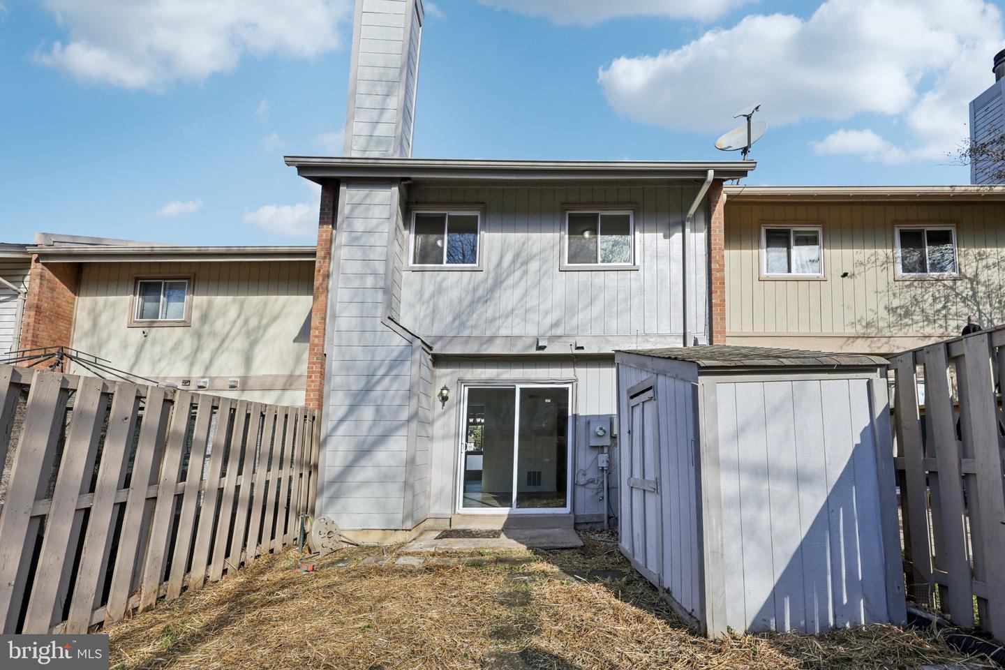 601 CLEARWATER CT, HERNDON, Virginia 20170, 3 Bedrooms Bedrooms, ,2 BathroomsBathrooms,Residential,For sale,601 CLEARWATER CT,VAFX2283138 MLS # VAFX2283138