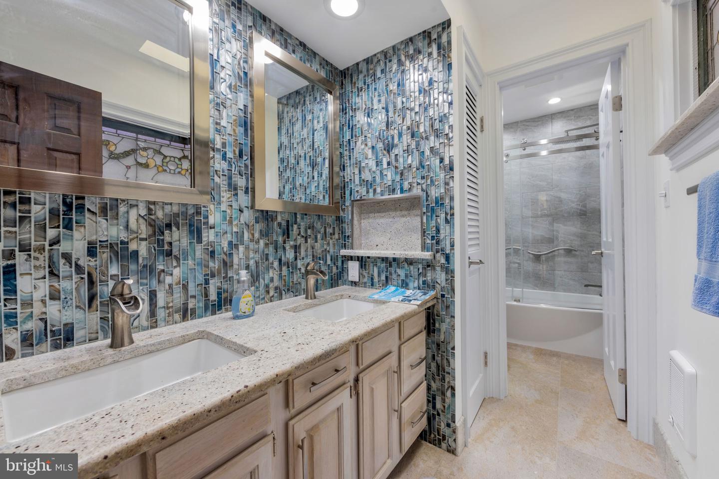 11079 NEWOOD DR, MANASSAS, Virginia 20111, 4 Bedrooms Bedrooms, ,3 BathroomsBathrooms,Residential,For sale,11079 NEWOOD DR,VAPW2109716 MLS # VAPW2109716