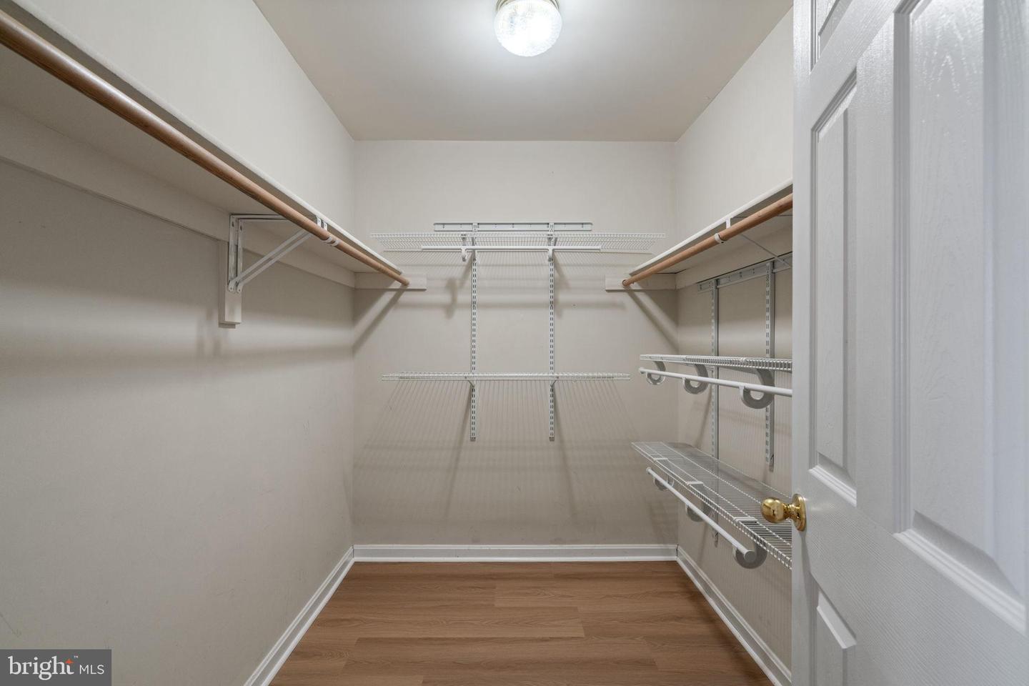 820 FERNDALE TER NE, LEESBURG, Virginia 20176, 3 Bedrooms Bedrooms, 16 Rooms Rooms,3 BathroomsBathrooms,Residential,For sale,820 FERNDALE TER NE,VALO2113170 MLS # VALO2113170