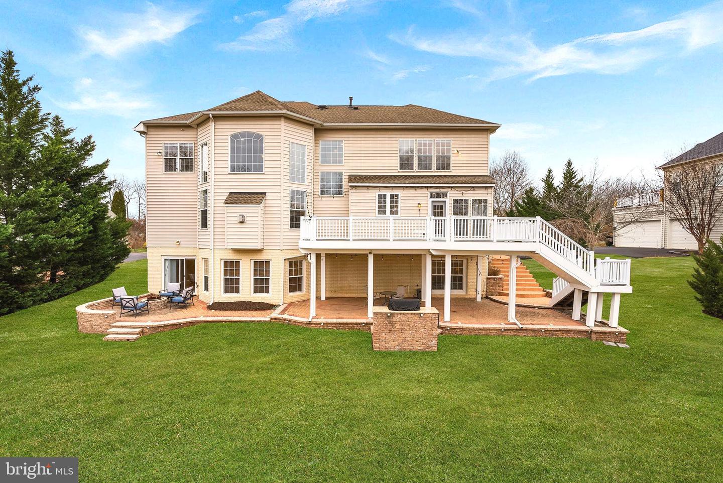 22558 FOREST RUN DR, ASHBURN, Virginia 20148, 5 Bedrooms Bedrooms, ,4 BathroomsBathrooms,Residential,For sale,22558 FOREST RUN DR,VALO2113246 MLS # VALO2113246