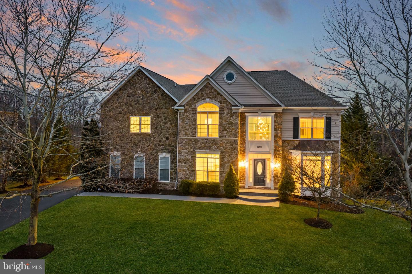 22558 FOREST RUN DR, ASHBURN, Virginia 20148, 5 Bedrooms Bedrooms, ,4 BathroomsBathrooms,Residential,For sale,22558 FOREST RUN DR,VALO2113246 MLS # VALO2113246