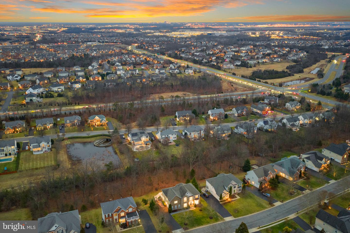 22558 FOREST RUN DR, ASHBURN, Virginia 20148, 5 Bedrooms Bedrooms, ,4 BathroomsBathrooms,Residential,For sale,22558 FOREST RUN DR,VALO2113246 MLS # VALO2113246