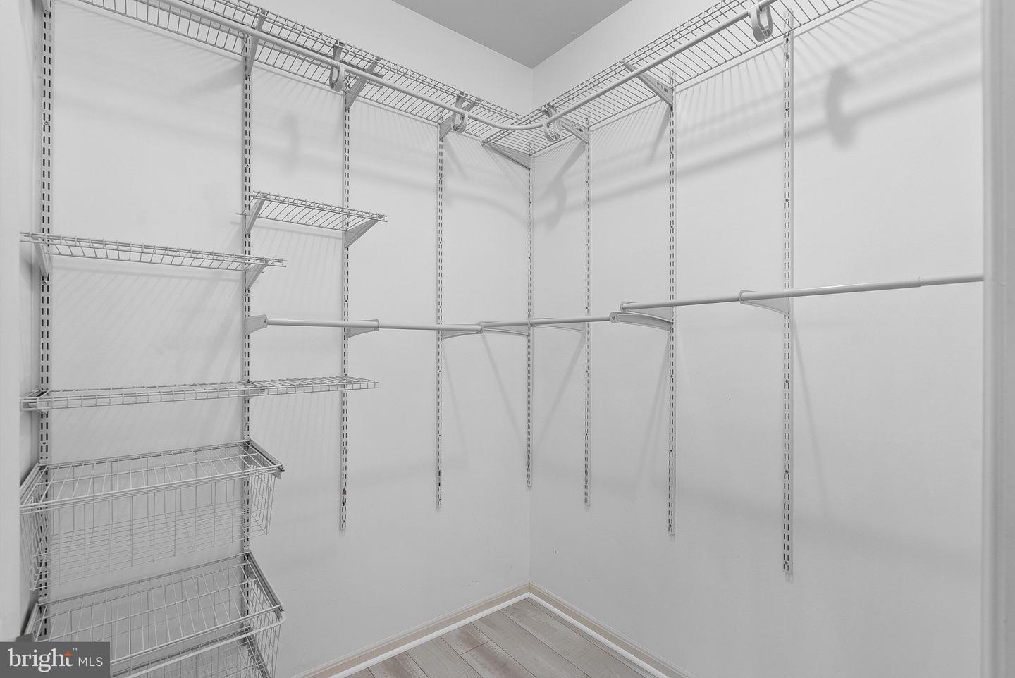 22558 FOREST RUN DR, ASHBURN, Virginia 20148, 5 Bedrooms Bedrooms, ,4 BathroomsBathrooms,Residential,For sale,22558 FOREST RUN DR,VALO2113246 MLS # VALO2113246