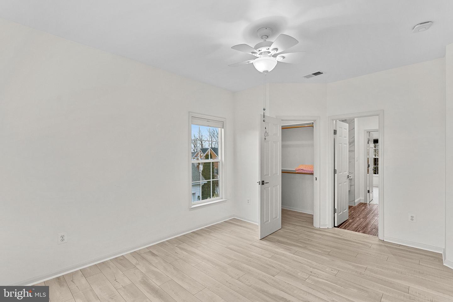 22558 FOREST RUN DR, ASHBURN, Virginia 20148, 5 Bedrooms Bedrooms, ,4 BathroomsBathrooms,Residential,For sale,22558 FOREST RUN DR,VALO2113246 MLS # VALO2113246