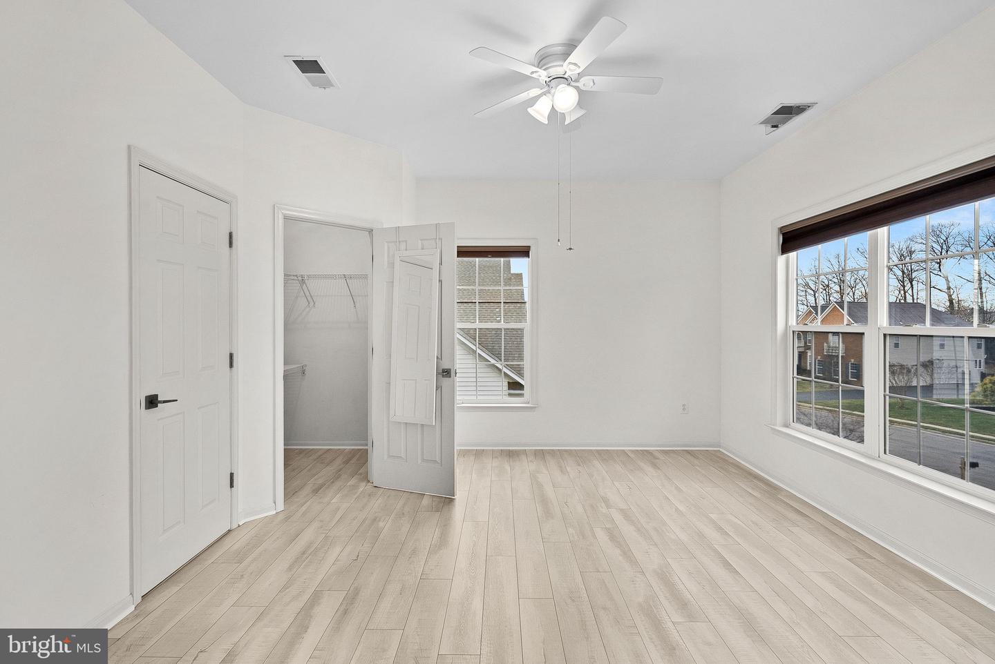 22558 FOREST RUN DR, ASHBURN, Virginia 20148, 5 Bedrooms Bedrooms, ,4 BathroomsBathrooms,Residential,For sale,22558 FOREST RUN DR,VALO2113246 MLS # VALO2113246