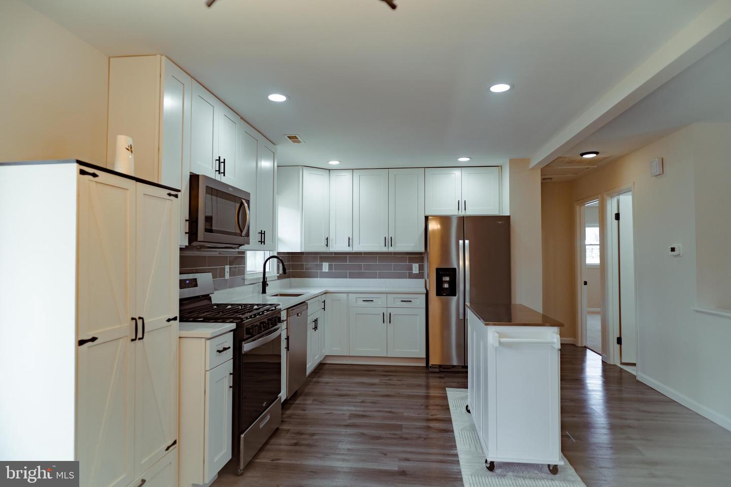 13418 HILLENDALE DR, WOODBRIDGE, Virginia 22193, 4 Bedrooms Bedrooms, ,2 BathroomsBathrooms,Residential,For sale,13418 HILLENDALE DR,VAPW2110024 MLS # VAPW2110024