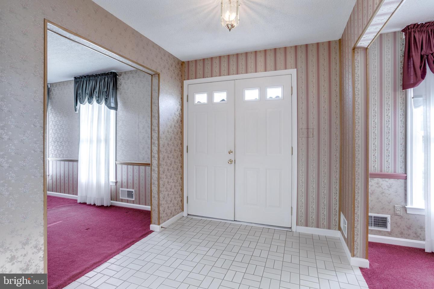 9800 CERALENE DR, FAIRFAX, Virginia 22032, 4 Bedrooms Bedrooms, ,4 BathroomsBathrooms,Residential,For sale,9800 CERALENE DR,VAFX2284376 MLS # VAFX2284376