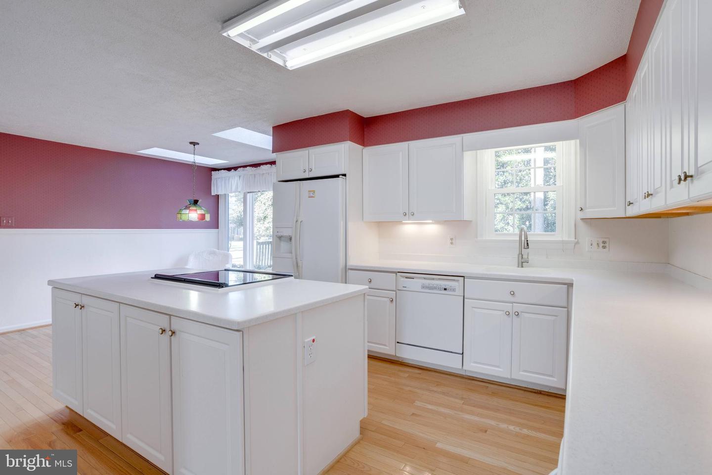 9800 CERALENE DR, FAIRFAX, Virginia 22032, 4 Bedrooms Bedrooms, ,4 BathroomsBathrooms,Residential,For sale,9800 CERALENE DR,VAFX2284376 MLS # VAFX2284376