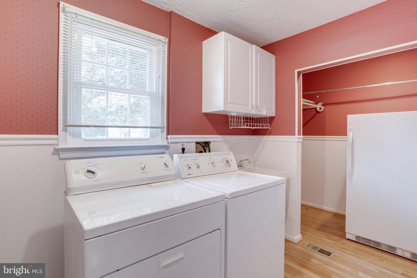 9800 CERALENE DR, FAIRFAX, Virginia 22032, 4 Bedrooms Bedrooms, ,4 BathroomsBathrooms,Residential,For sale,9800 CERALENE DR,VAFX2284376 MLS # VAFX2284376