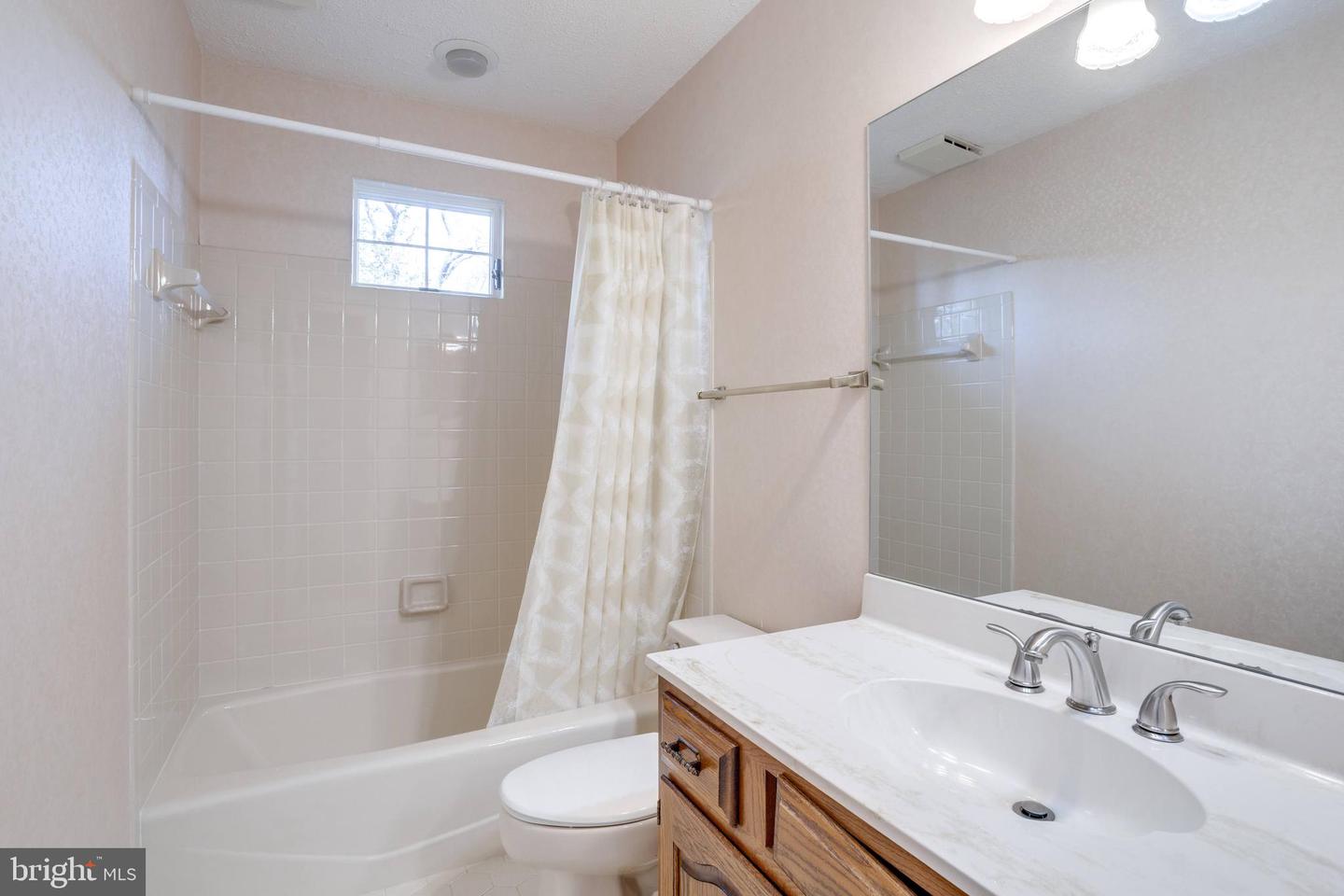 9800 CERALENE DR, FAIRFAX, Virginia 22032, 4 Bedrooms Bedrooms, ,4 BathroomsBathrooms,Residential,For sale,9800 CERALENE DR,VAFX2284376 MLS # VAFX2284376