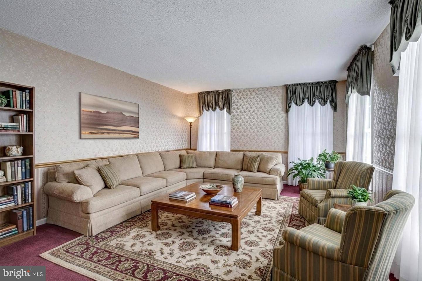 9800 CERALENE DR, FAIRFAX, Virginia 22032, 4 Bedrooms Bedrooms, ,4 BathroomsBathrooms,Residential,For sale,9800 CERALENE DR,VAFX2284376 MLS # VAFX2284376