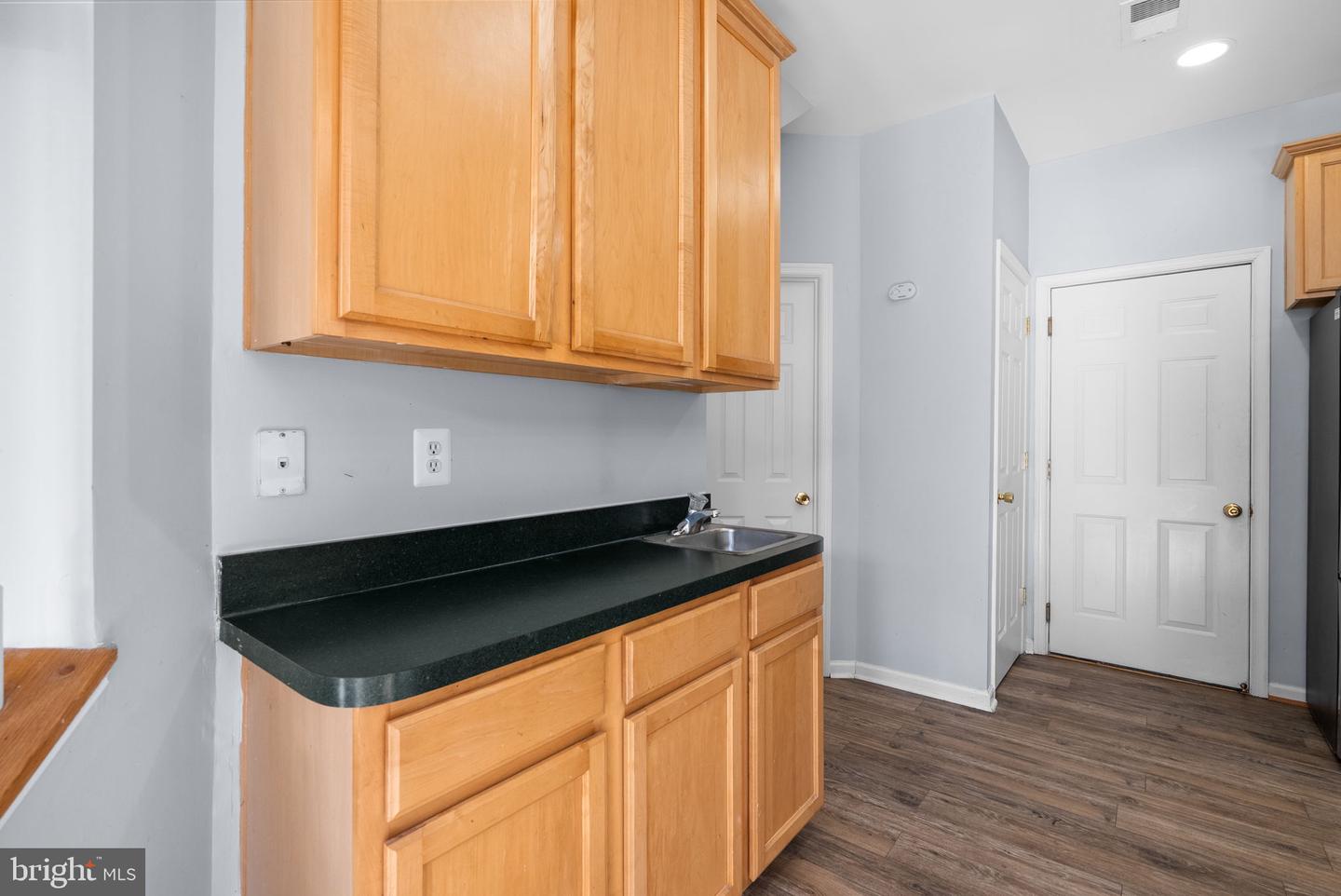 9500 WALKER WAY #21, MANASSAS PARK, Virginia 20111, 2 Bedrooms Bedrooms, ,2 BathroomsBathrooms,Residential,For sale,9500 WALKER WAY #21,VAMP2003586 MLS # VAMP2003586