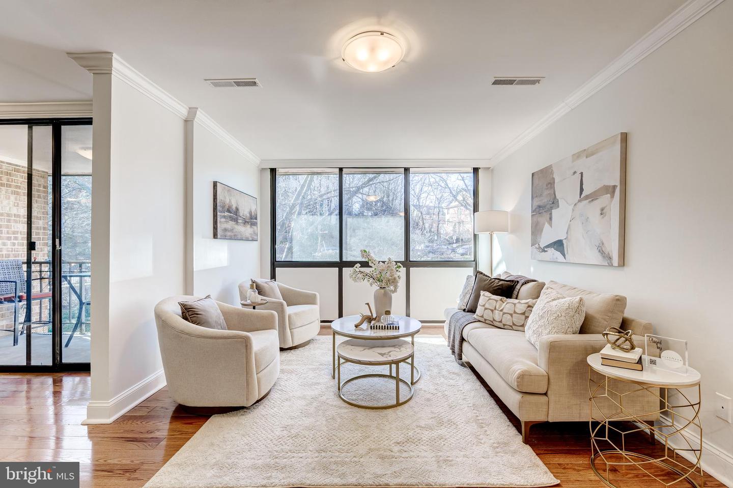 517 N ARMISTEAD ST #303, ALEXANDRIA, Virginia 22312, 3 Bedrooms Bedrooms, ,2 BathroomsBathrooms,Residential,For sale,517 N ARMISTEAD ST #303,VAAX2052960 MLS # VAAX2052960