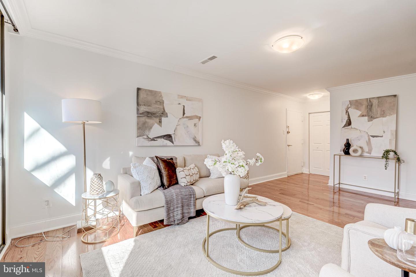 517 N ARMISTEAD ST #303, ALEXANDRIA, Virginia 22312, 3 Bedrooms Bedrooms, ,2 BathroomsBathrooms,Residential,For sale,517 N ARMISTEAD ST #303,VAAX2052960 MLS # VAAX2052960