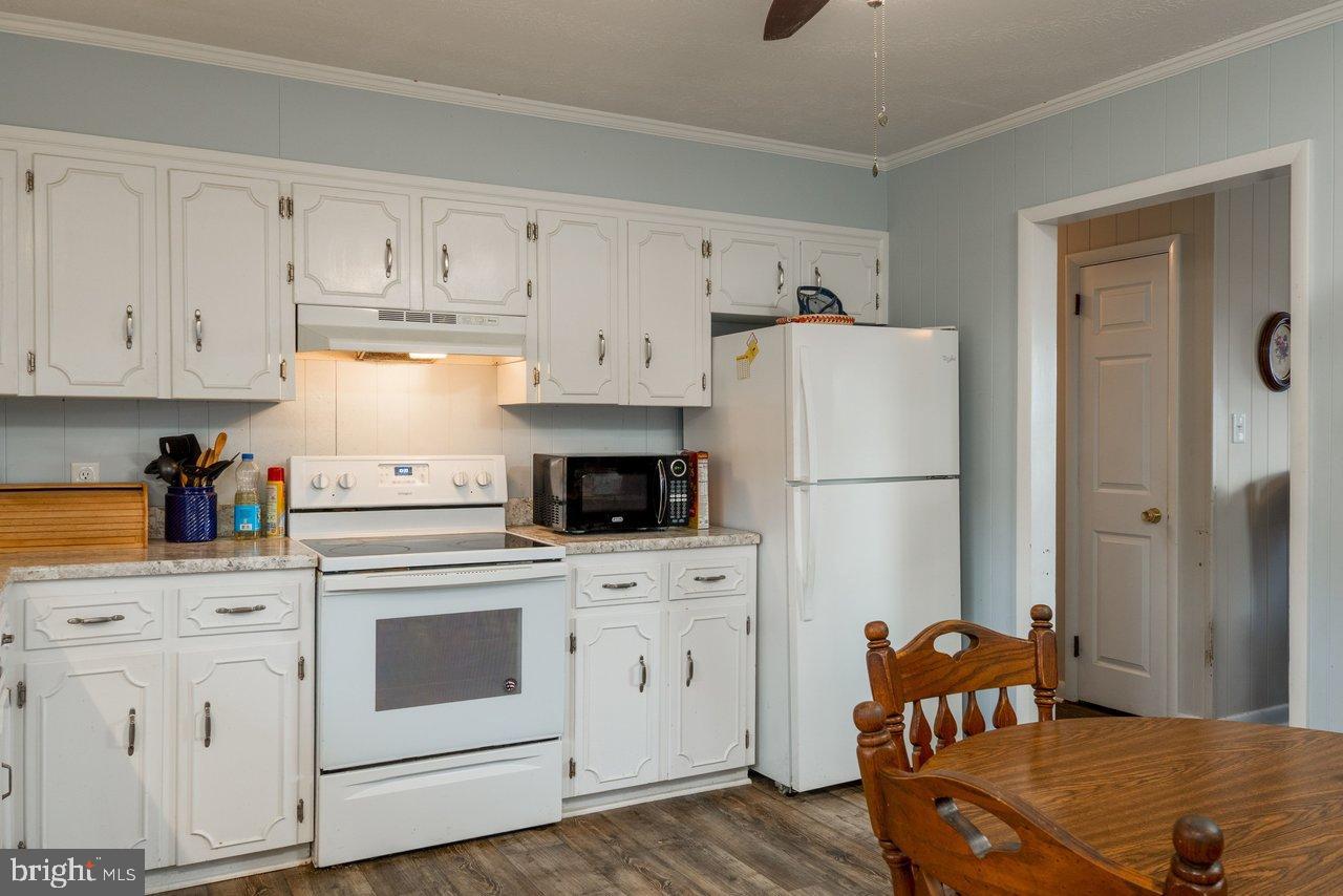 1204 BATTLECREEK RD, STANLEY, Virginia 22851, 3 Bedrooms Bedrooms, 7 Rooms Rooms,1 BathroomBathrooms,Residential,For sale,1204 BATTLECREEK RD,VAPA2005852 MLS # VAPA2005852