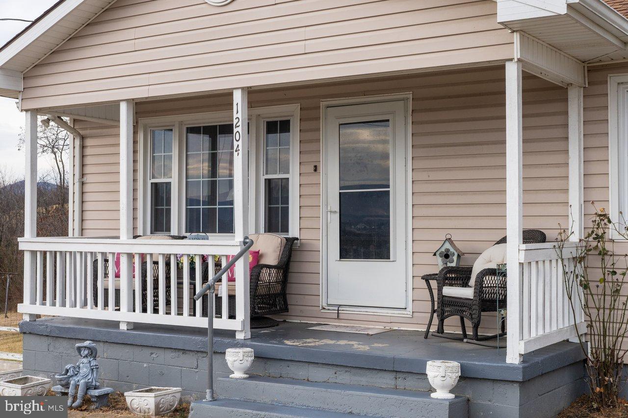 1204 BATTLECREEK RD, STANLEY, Virginia 22851, 3 Bedrooms Bedrooms, 7 Rooms Rooms,1 BathroomBathrooms,Residential,For sale,1204 BATTLECREEK RD,VAPA2005852 MLS # VAPA2005852