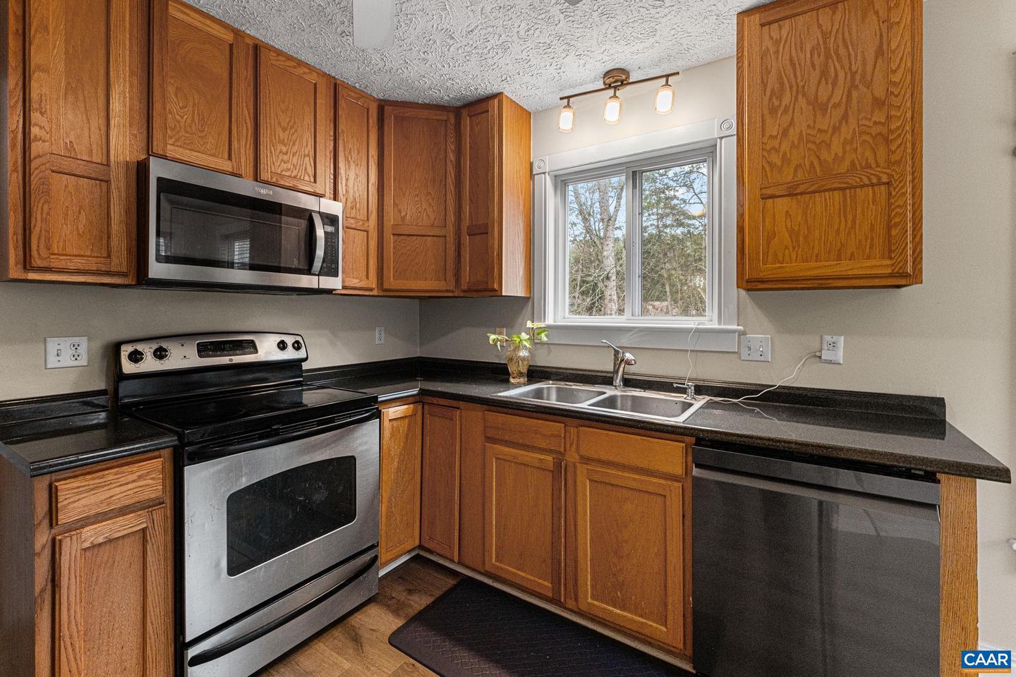 11 PLEASANT VIEW TER, PALMYRA, Virginia 22963, 3 Bedrooms Bedrooms, ,2 BathroomsBathrooms,Residential,For sale,11 PLEASANT VIEW TER,672303 MLS # 672303