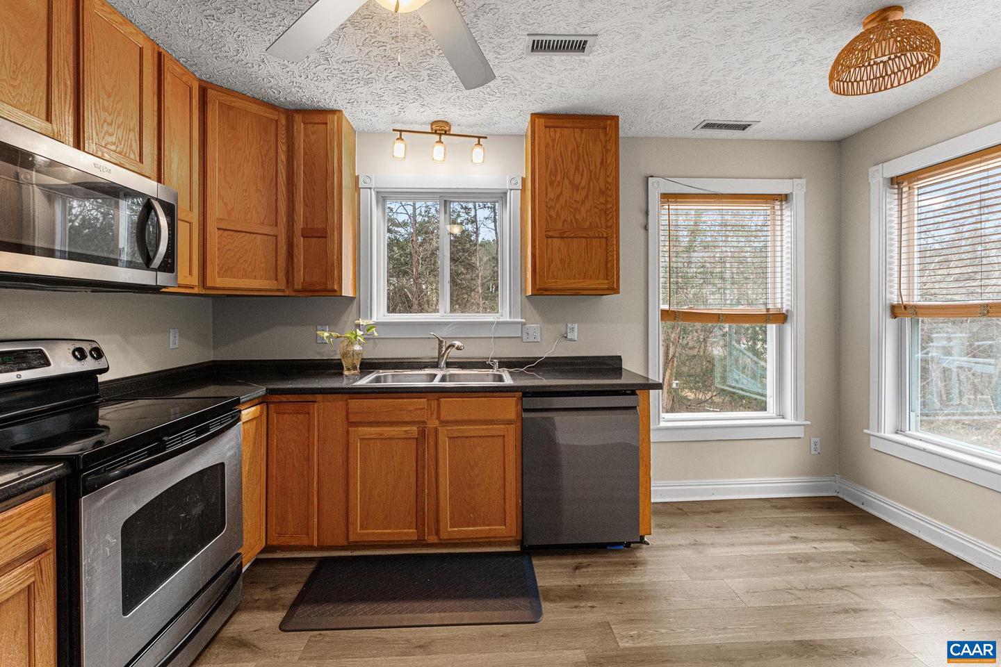 11 PLEASANT VIEW TER, PALMYRA, Virginia 22963, 3 Bedrooms Bedrooms, ,2 BathroomsBathrooms,Residential,For sale,11 PLEASANT VIEW TER,672303 MLS # 672303