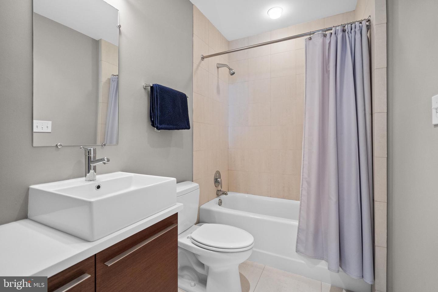 1939 12TH ST NW #203, WASHINGTON, District Of Columbia 20009, 1 Bedroom Bedrooms, ,1 BathroomBathrooms,Residential,For sale,1939 12TH ST NW #203,DCDC2240552 MLS # DCDC2240552