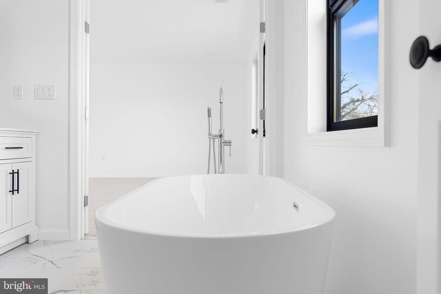 3108 ADAMS ST NE, WASHINGTON, District Of Columbia 20018, 6 Bedrooms Bedrooms, ,5 BathroomsBathrooms,Residential,For sale,3108 ADAMS ST NE,DCDC2240594 MLS # DCDC2240594